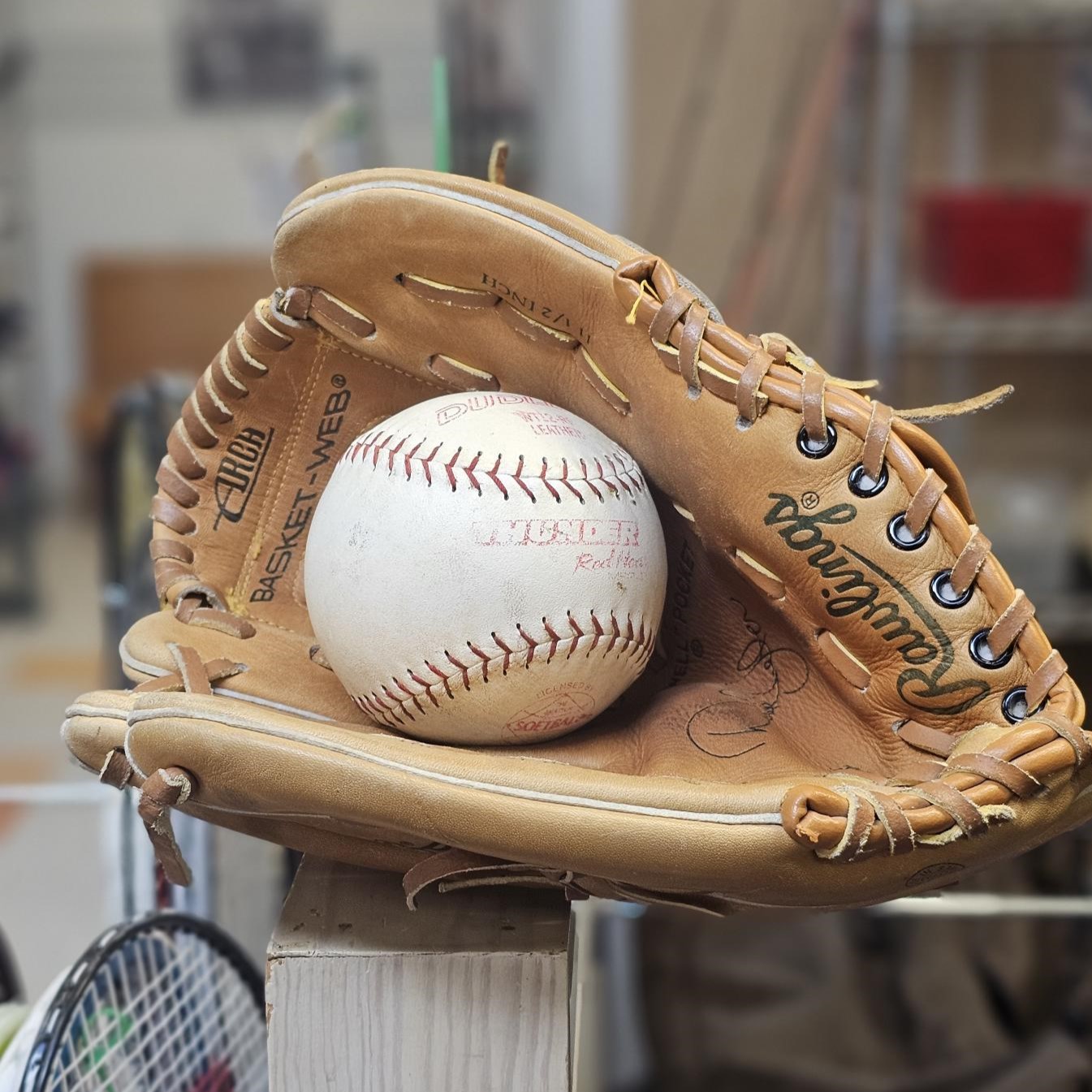 baseball glove and ball GMT