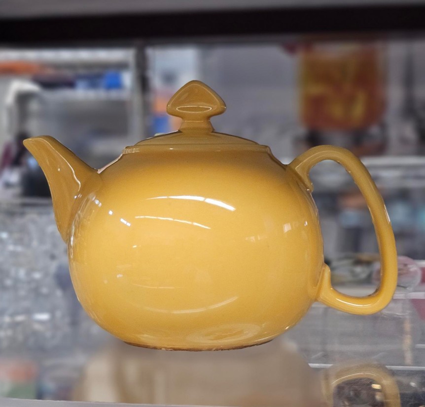 Thrift gold teapot LR