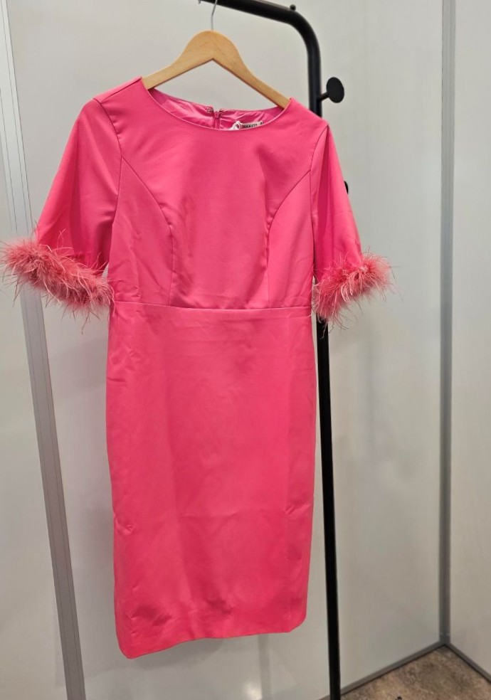Pink Sheath with Fur by Fehaute GMC